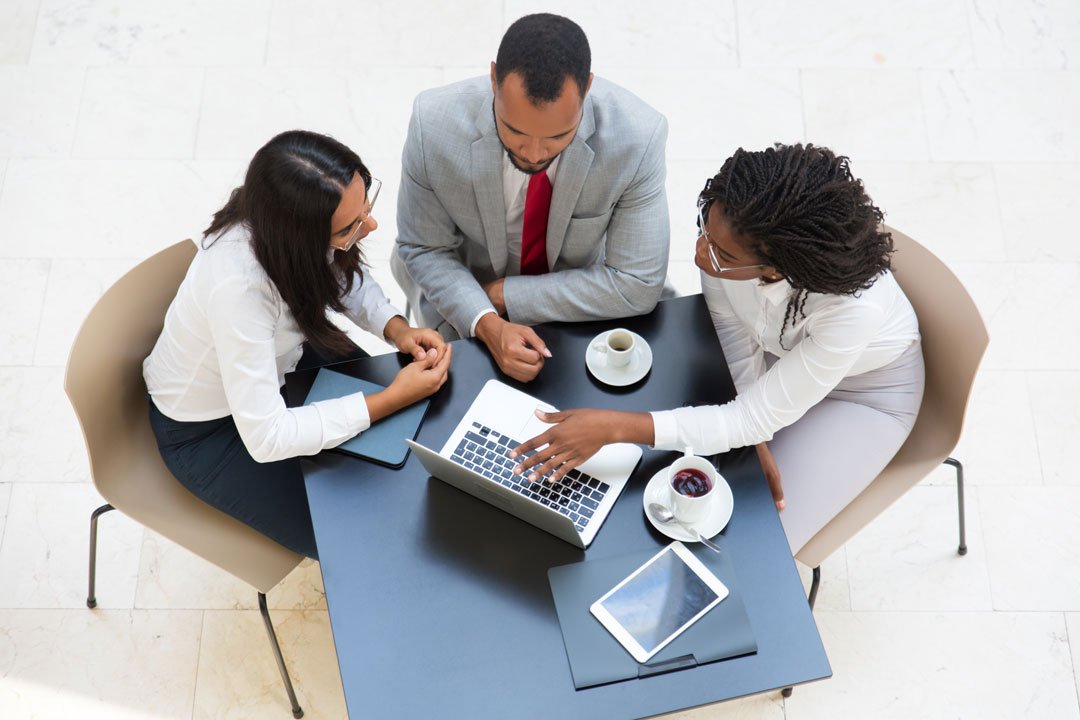 business-team-working-laptop business-team-working-laptop